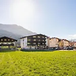 شقة Brixen Alpin Living 18 *