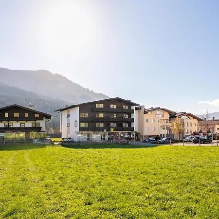 Apartamento Brixen Alpin Living 18 *