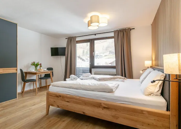 Brixen Alpin Living 18 *